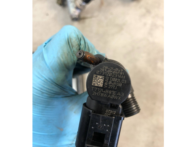 Vstřikovač 04B130277J, 04B130755H Seat Ibiza IV (6J,6P) CUSB