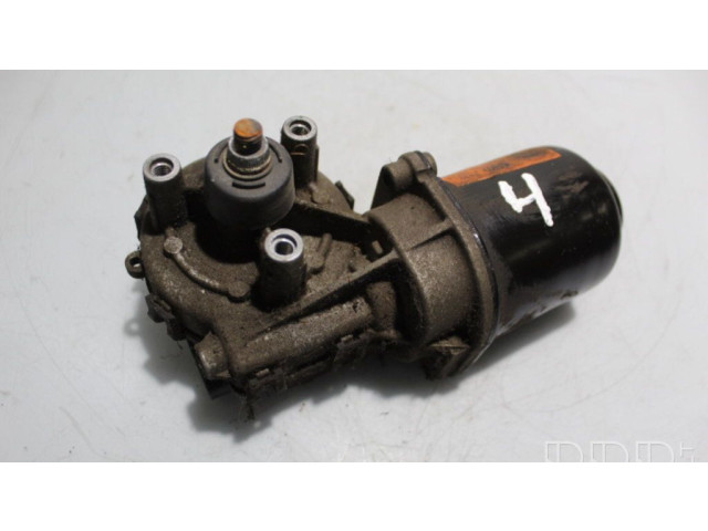 Двигатель стеклоочистителей