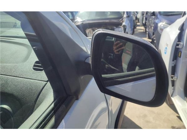 Зеркало электрическое Dacia Lodgy 2012 - года