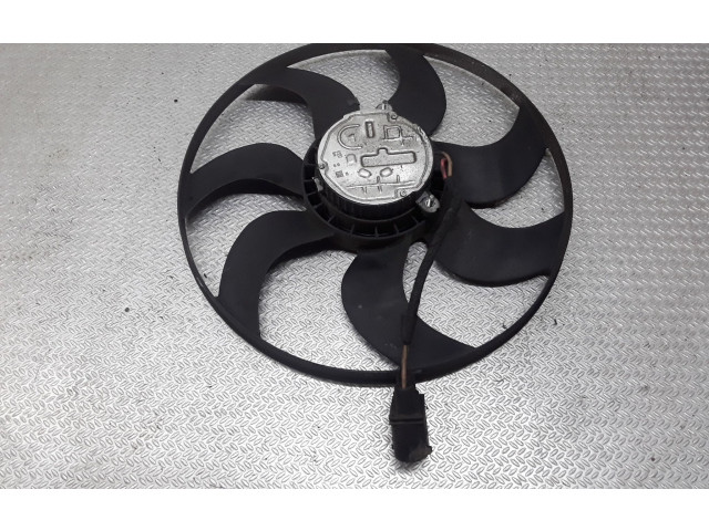 Вентилятор радиатора 23134310 Audi A1