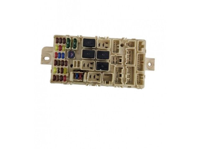 Блок предохранителей 8637A592, 04860D15 Mitsubishi L200