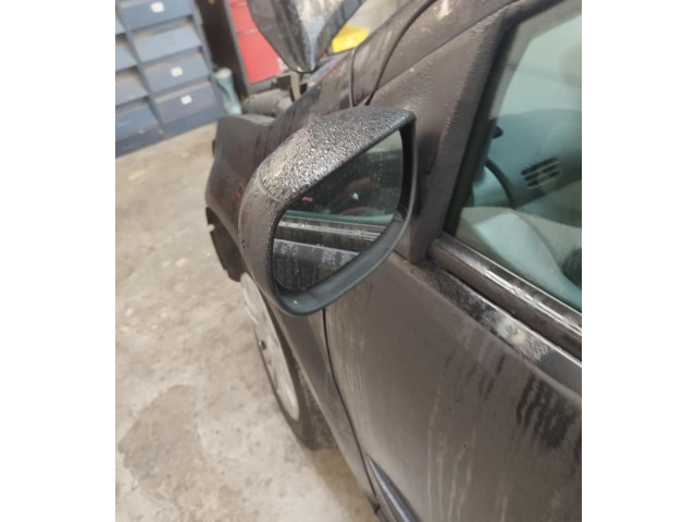 Зеркало (механическое)       Citroen C2   -  года   