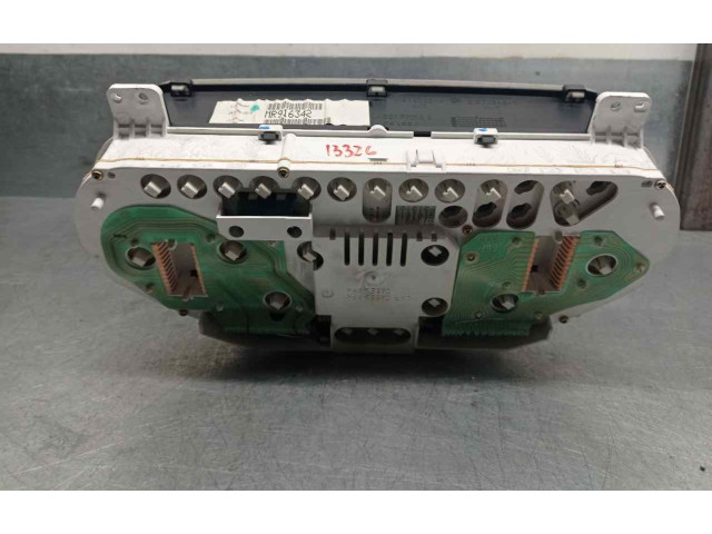 Панель приборов MR916342, 2573403810 Mitsubishi Space Wagon