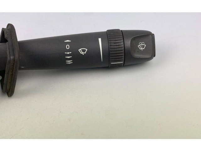 Ручка стеклоочистителей    Volvo V70