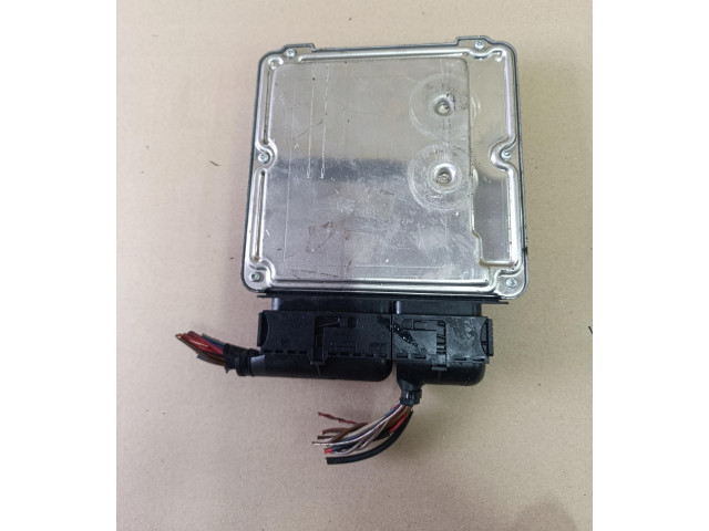 Řídící jednotka 070906016AJ Volkswagen Multivan T5 2009