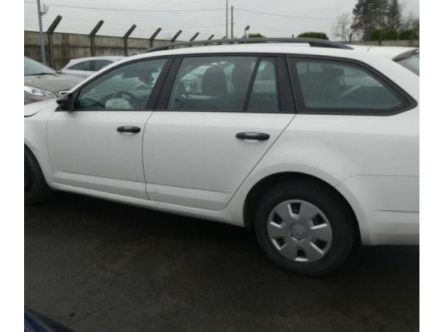 Блок управления климат-контролем 5E0820047MYMS Skoda Octavia Mk3 (5E)