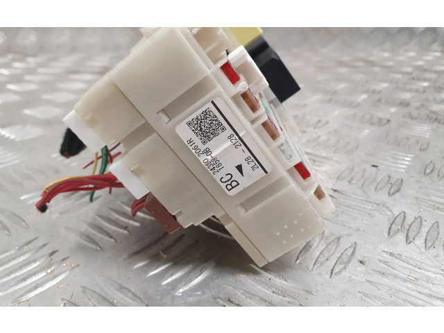   Pojistková skříňka 243802061R   Renault Megane E-Tech 2023