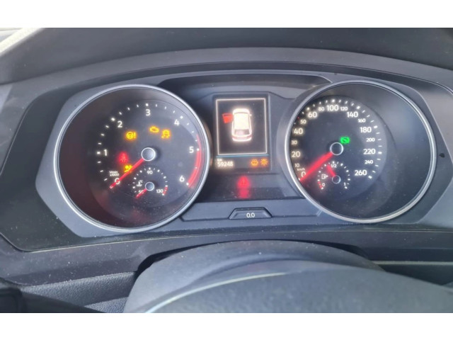 Přístrojová deska  Volkswagen Tiguan 2020   
