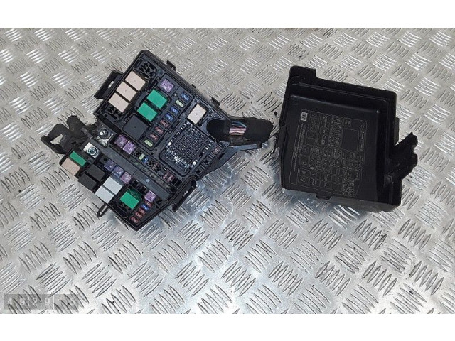 Pojistková skříňka 912392t030 KIA Optima 2013