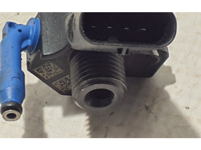 Vstřikovač A6540700300   Mercedes-Benz C W206    654820 