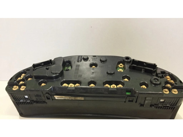 Přístrojová deska Mercedes-Benz E W210 2000 88311265