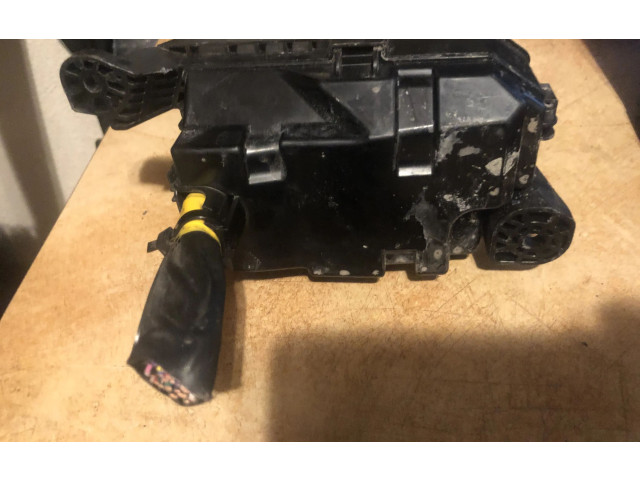 Блок предохранителей 3746NA Mitsubishi Outlander