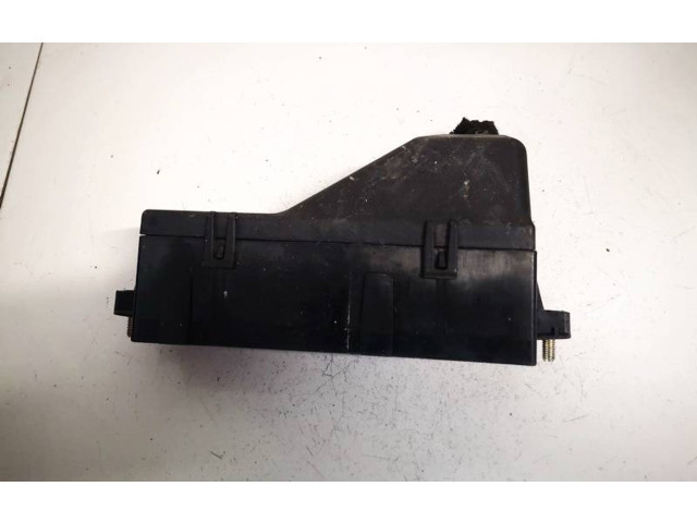 Блок предохранителей Audi A2