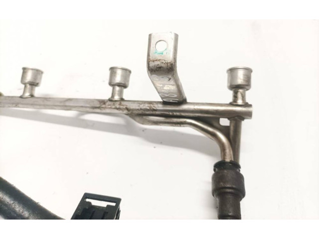 Топливная рампа    Opel Meriva A  