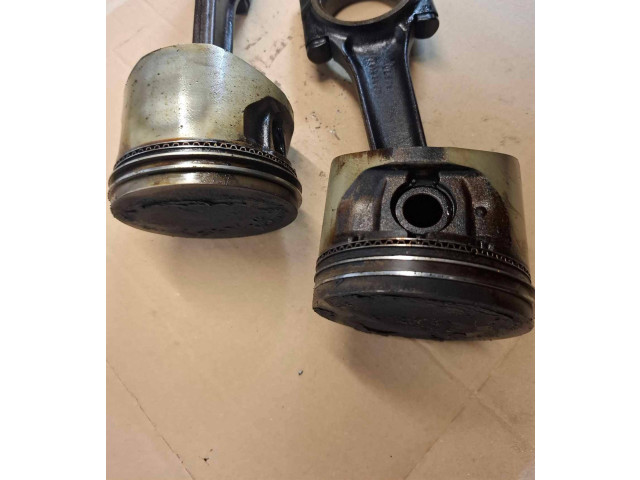 Поршень с шатуном NBB1611AA Jaguar XJ X308