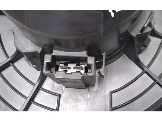 Вентилятор печки    13149484   Opel Meriva A