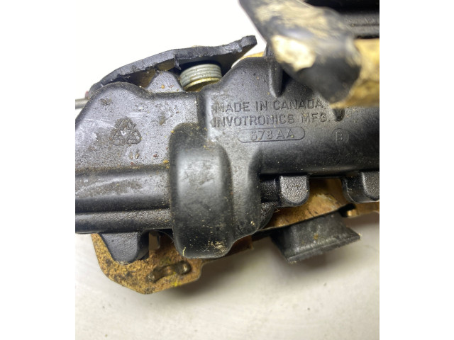 Zámek zadních dveří Chrysler Grand Voyager IV 2004