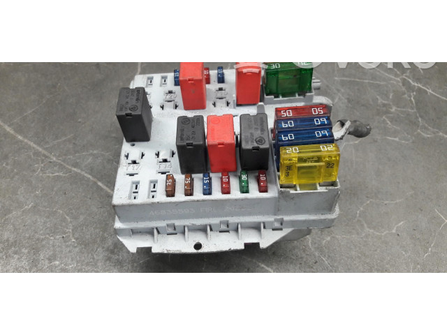 Рулевая рейка  Ящик предохранителей (комплект) 46835593   Fiat Punto (188) 1999 - 2010 года