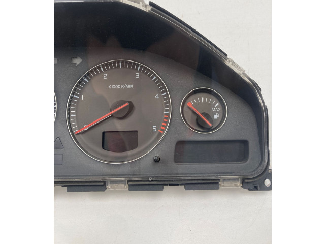 Панель приборов 8673802 Volvo V70