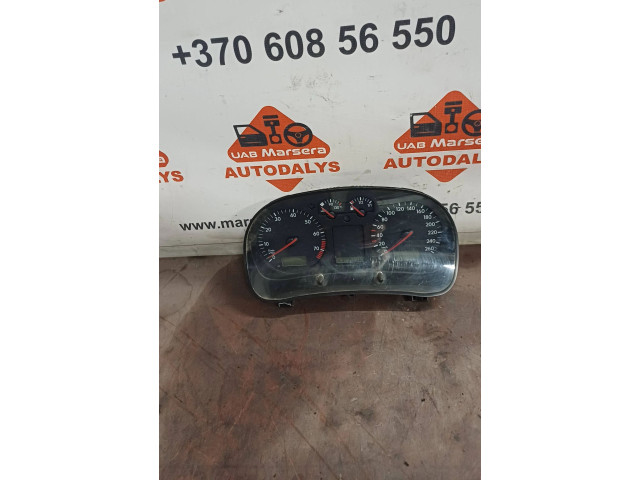 Přístrojová deska Volkswagen Bora 2002 1035100002