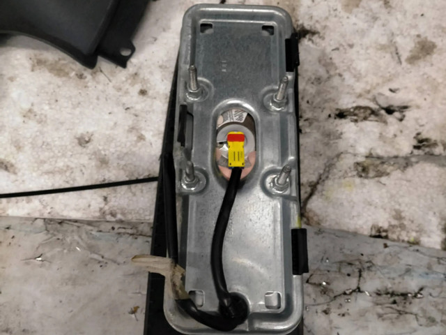 Подушка безопасности пассажира 985254015R Dacia Duster