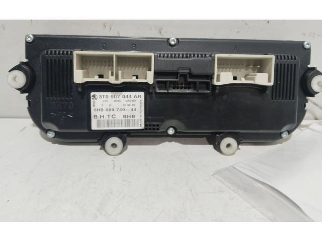 Модуль блока управления кондиционером 3T0907044AR Skoda Octavia Mk2 (1Z)
