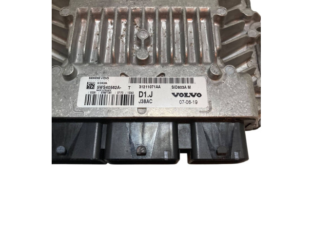 Блок управления двигателя 31211071, 31211071AA   Volvo V50