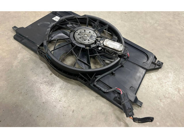 Вентилятор радиатора     3M5H8C607UH, 0130307143    Volvo V50 