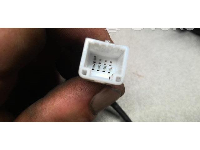 Зеркало электрическое Dacia Duster 2010 - 2017 года