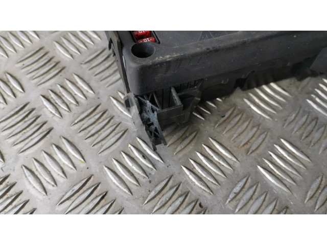 Блок предохранителей S108145100G, 7M0962258H Ford Galaxy