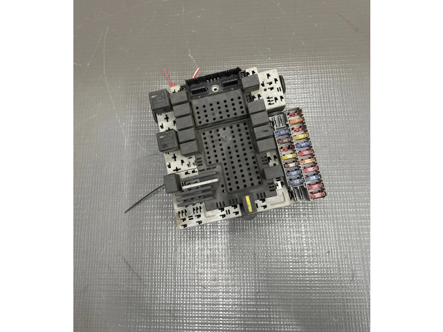 Блок предохранителей  8622520   Volvo XC90    