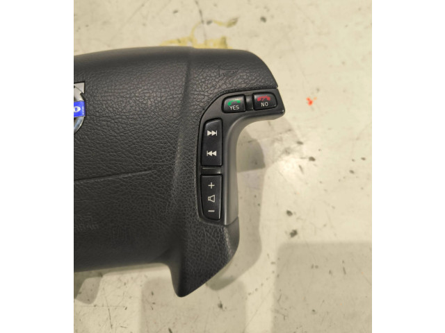 Подушка безопасности водителя 30754316, C9802G0610117   Volvo V70