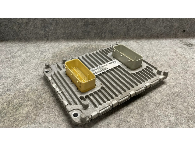 Блок управления двигателя P68330924AA Dodge Durango