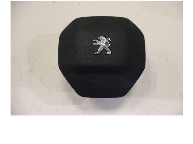 Подушка безопасности водителя 98255207ZD   Peugeot 2008 II