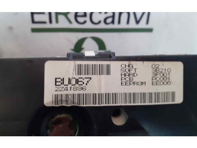 Přístrojová deska Nissan Almera Tino 2003