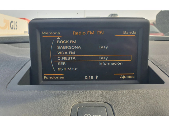 Дисплей    8X0857273B   Audi A1