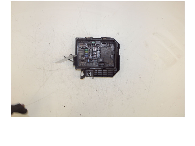 Sicherungskasten 284B65716R Dacia Sandero