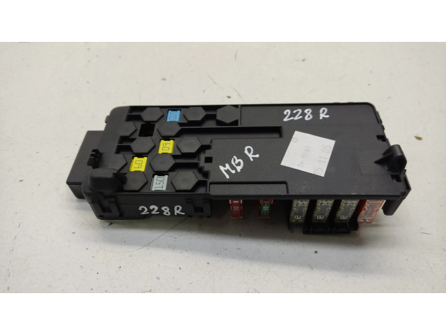 Блок предохранителей 01394841, 013948411 Mercedes-Benz R W251