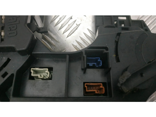 Подрулевой переключатель 96621666XT   Citroen Xsara Picasso