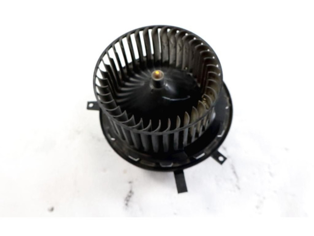 Вентилятор печки    68038189AA   Fiat Freemont