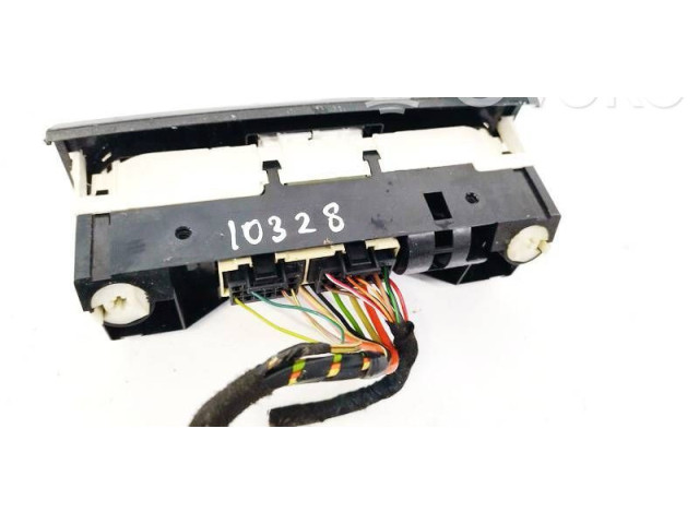 Блок управления климат-контролем    Skoda Fabia Mk2 (5J)