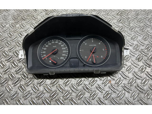 Панель приборов    Volvo V50       