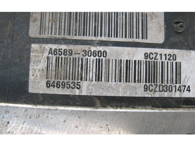 Блок АБС 61589-45200   Hyundai  i30  2013 - 2016 года