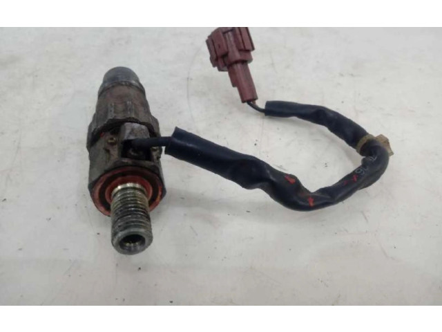 Vstřikovač    Nissan Primera     