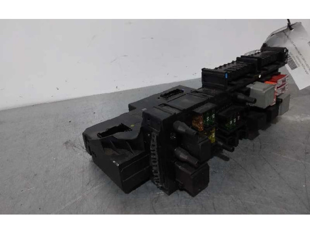 Pojistková skříňka Řídící jednotka BSM 2049001102, 2049001102 Mercedes-Benz CLK AMG A208 C208 2009