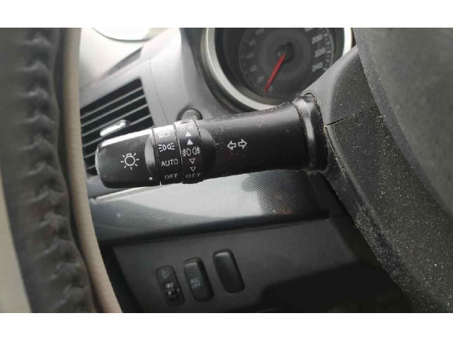 Ручка стеклоочистителей 8614A228 Mitsubishi Lancer VIII