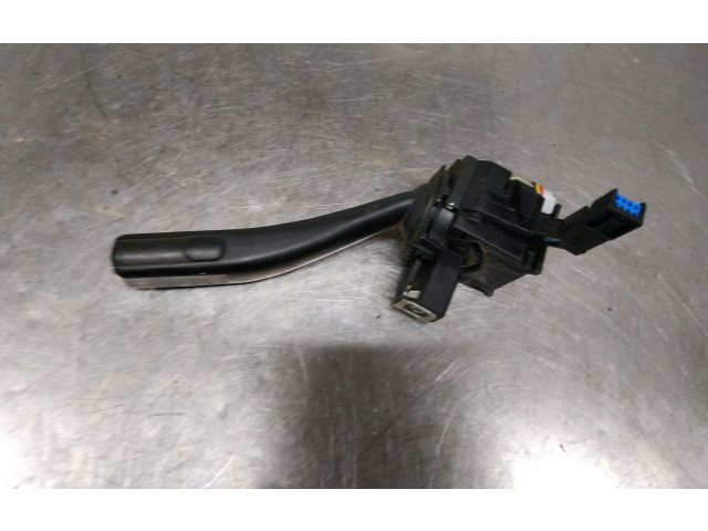 Ручка стеклоочистителей 1K0953519A Volkswagen Caddy