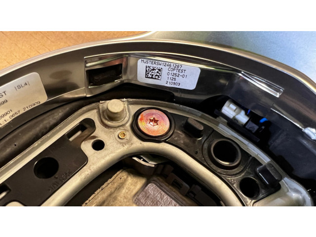 Volant Mercedes-Benz GLC AMG 2020 A0004609901