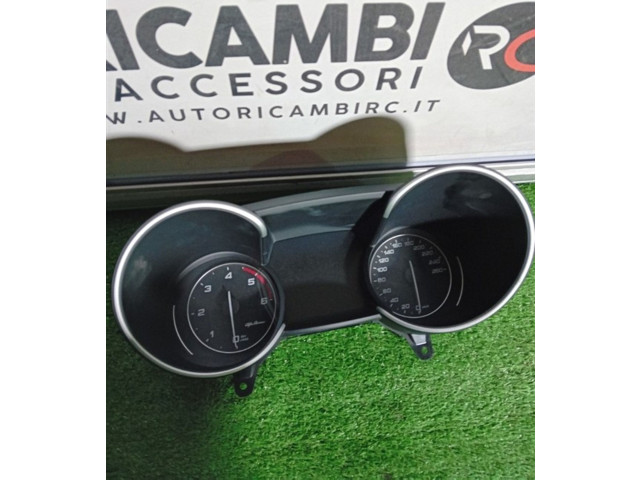 Přístrojová deska Alfa Romeo Giulia 2020 50559486, 50559486