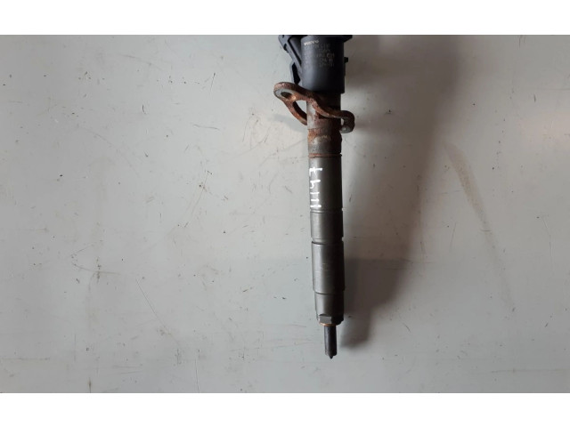 Форсунка 31303238, 31303238    Volvo V70   